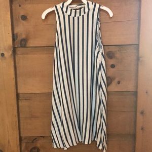 En Creme Striped Linen Dress
